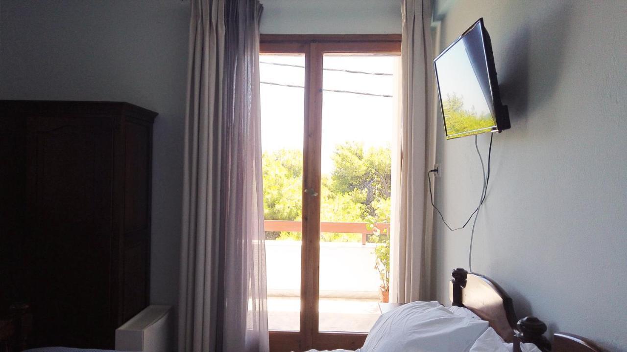 Fistiki Rooms Αγία Μαρίνα Εξωτερικό φωτογραφία